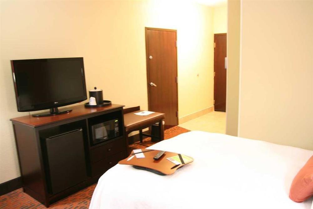 Hampton Inn Ashland Oda fotoğraf